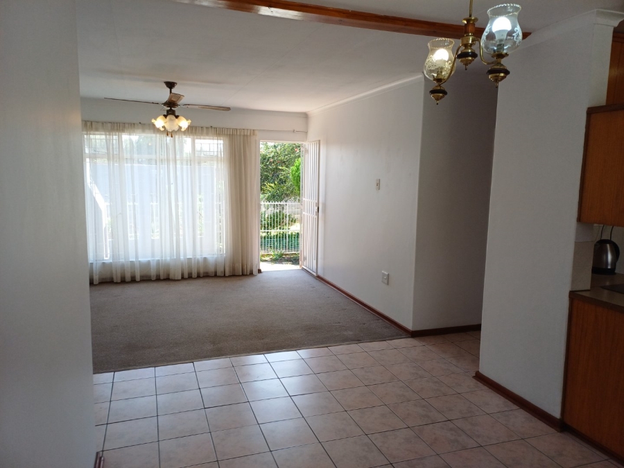 3 Bedroom Property for Sale in Langenhovenpark Free State